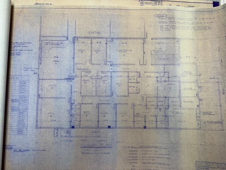 More Photos Of 365 105th Ter NE, Saint Petersburg Specialty For Sale