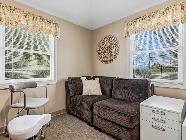 More Photos Of 2 Herman Avenue Ext, Asheville Office For Sale