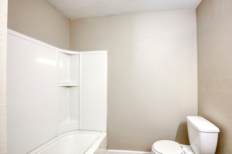 More Photos Of 317 S 9th St, Las Vegas Apartments For Sale