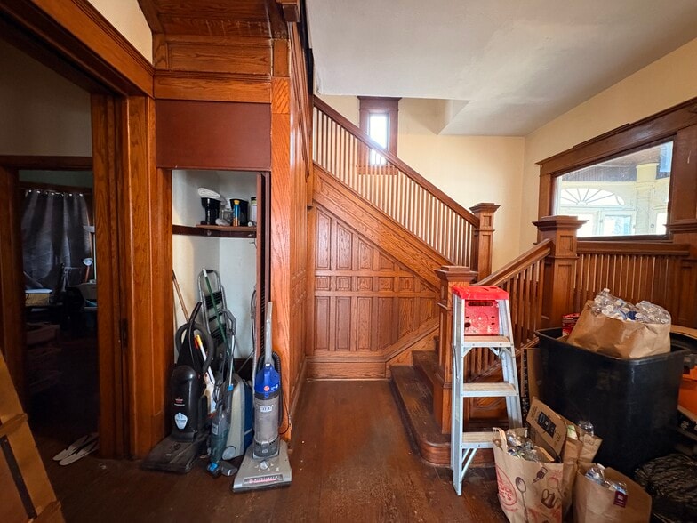 More Photos Of 401 N Salisbury St, West Lafayette Apartments For Sale