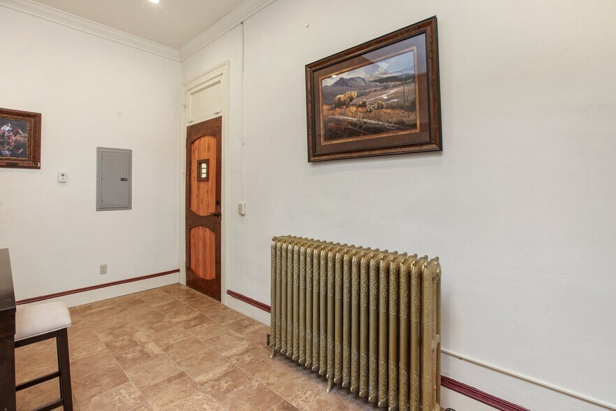 More Photos Of 124 N 3rd St, Cripple Creek Office For Sale