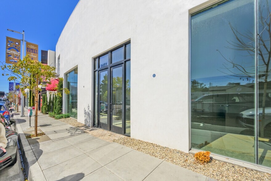 More Photos Of 8451 Melrose Ave, West Hollywood Storefront For Lease