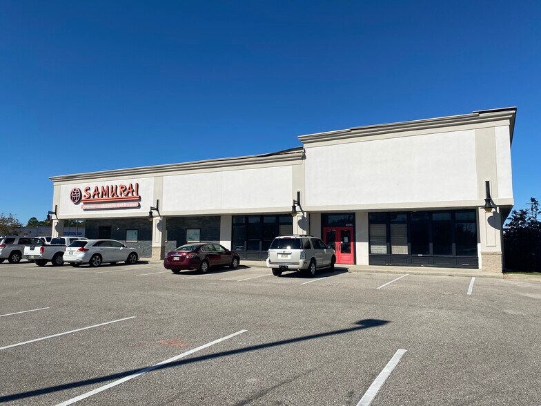 More Photos Of 3516 Sangani Blvd, D'Iberville Restaurant For Lease