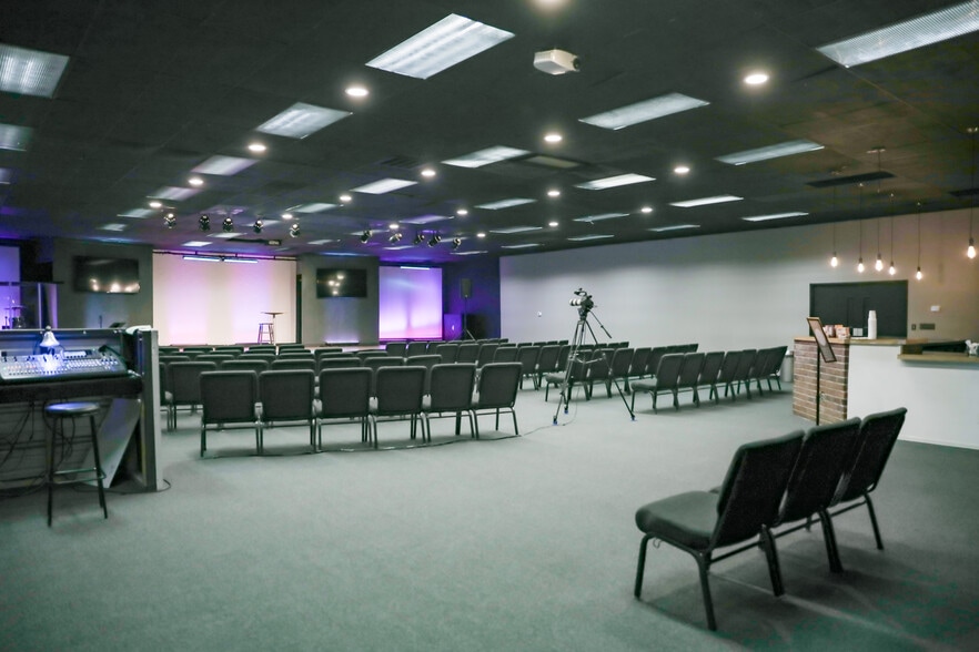 More Photos Of 6800 N Bryant Ave, Oklahoma City Religious Facility For Sale