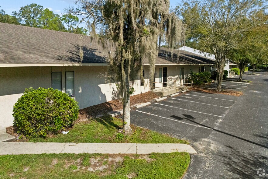 More Photos Of 730 NE Waldo Rd, Gainesville Office For Sale