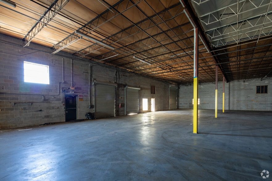 More Photos Of 4445 Wendell Dr SW, Atlanta Distribution For Lease
