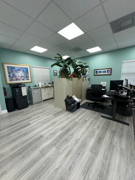 More Photos Of 1201-1237 N Federal Hwy, Delray Beach Freestanding For Lease