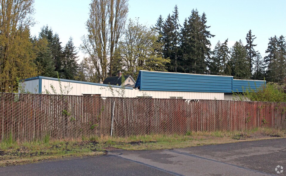 More Photos Of 4560 SE Mile Hill Dr, Port Orchard Freestanding For Sale