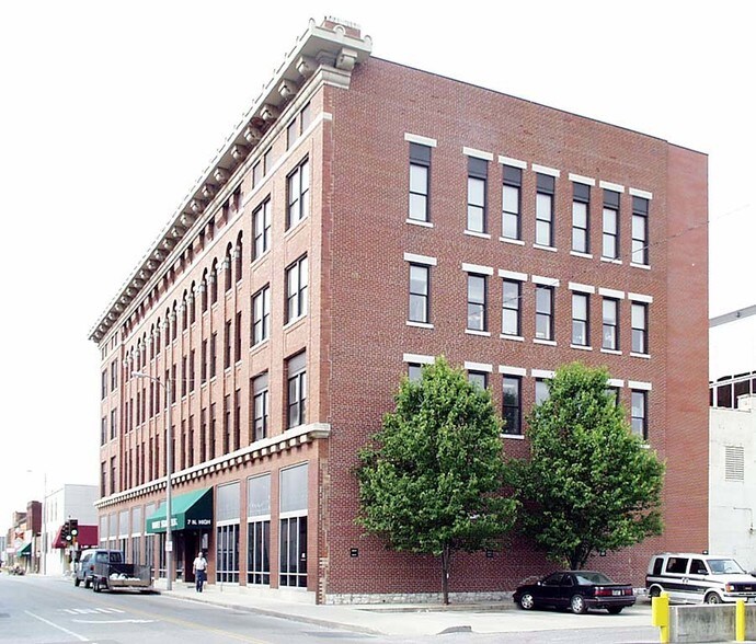 More Photos Of 7 N High St, Belleville Office Residential For Sale
