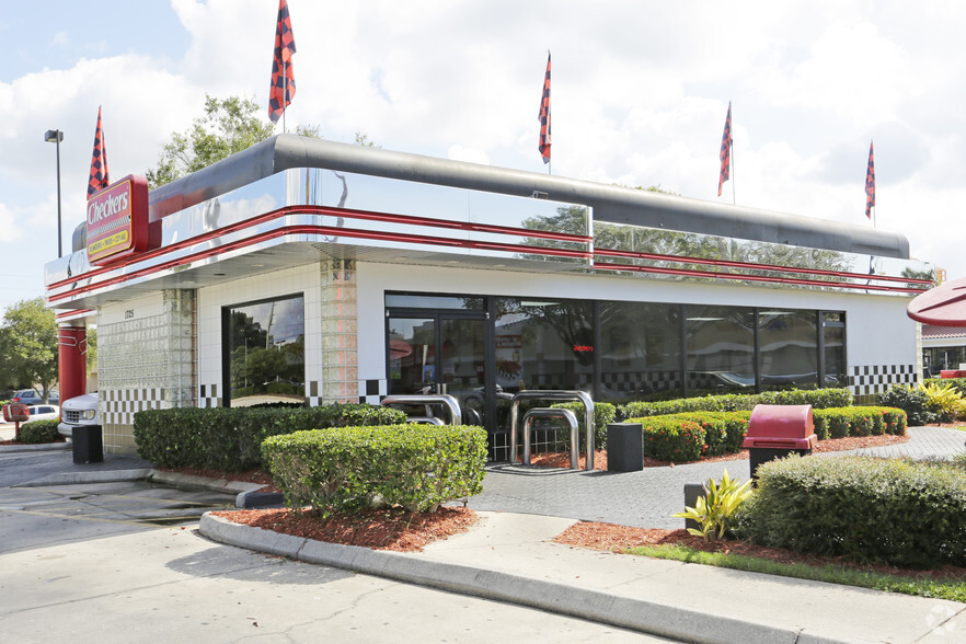 Primary Photo Of 1725 S McCall Rd, Englewood Fast Food For Lease