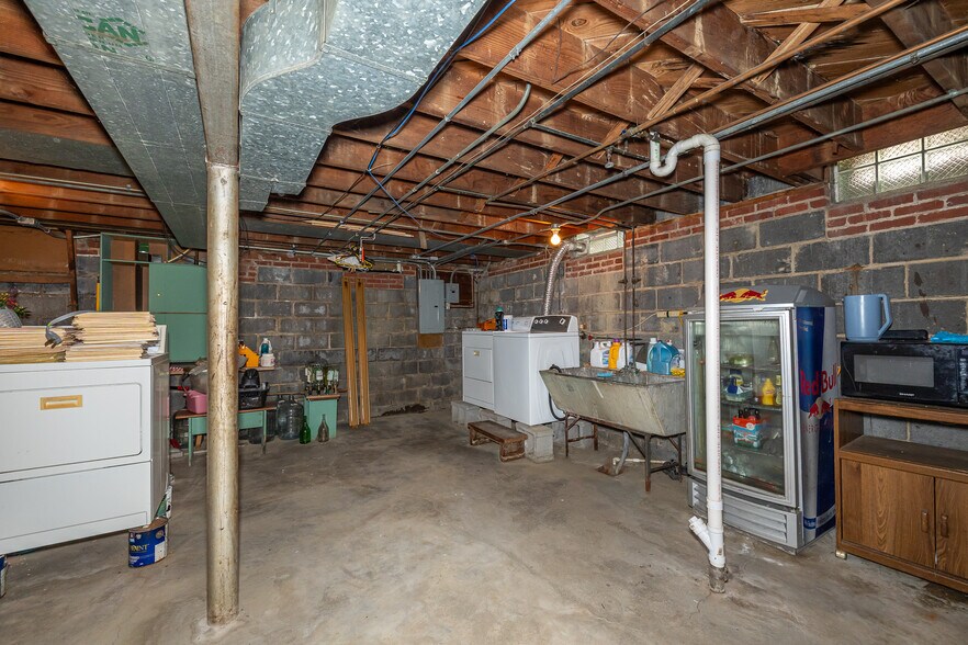 More Photos Of 5275 Broadview Rd, Parma Medical For Sale