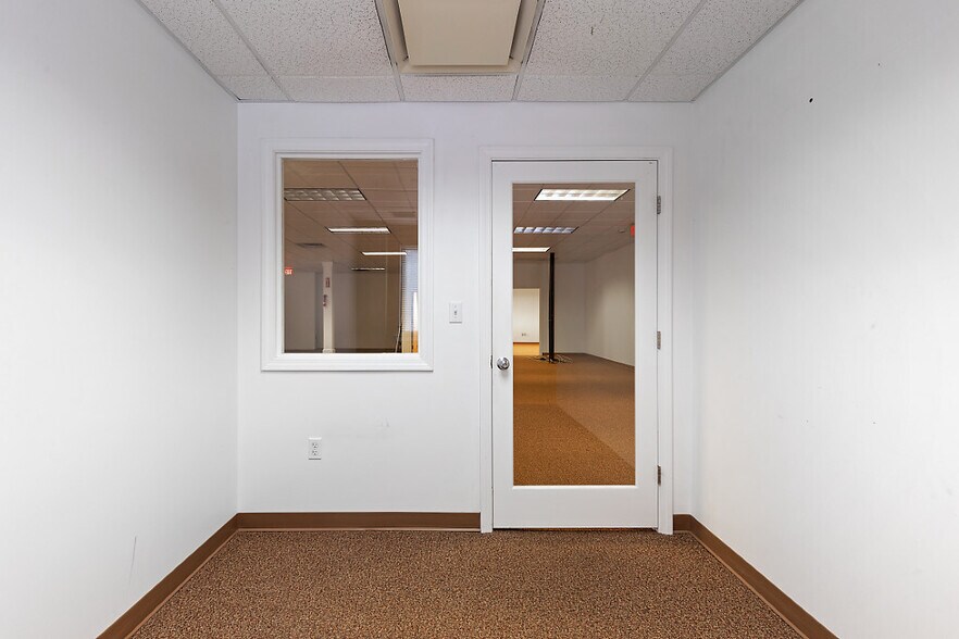 More Photos Of 4 Industrial Pky, Brunswick Manufacturing For Lease