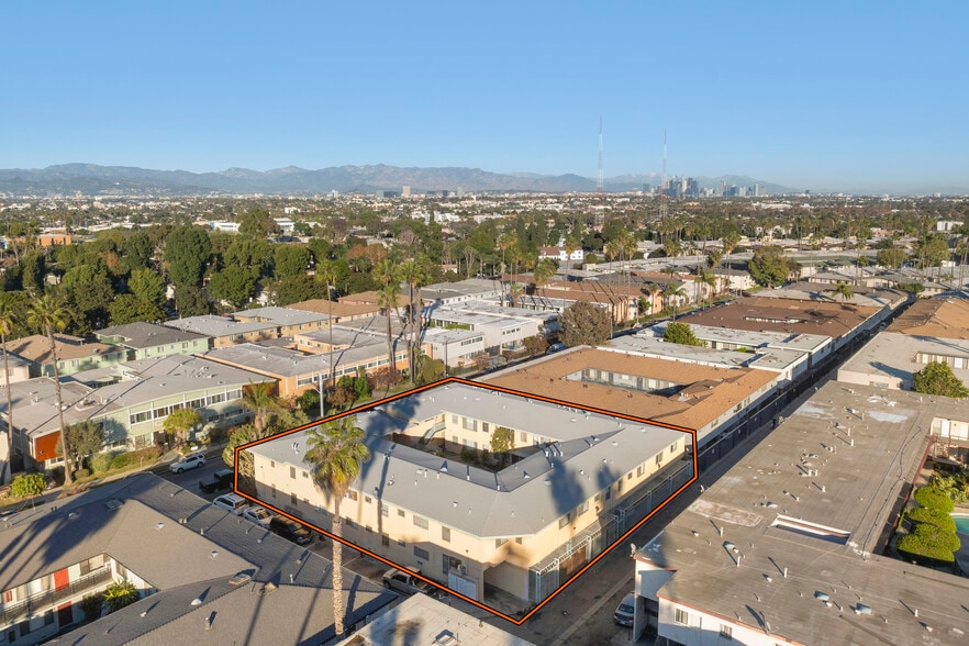 More Photos Of 4906 August St, Los Angeles Apartments For Sale
