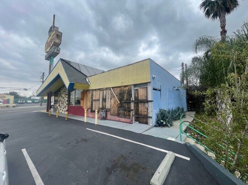 More Photos Of 1016 W El Segundo Blvd, Gardena Restaurant For Lease
