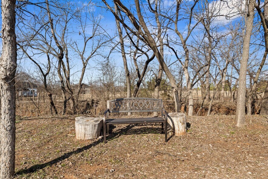 More Photos Of 18186 State Highway 74B, Washington Specialty For Sale