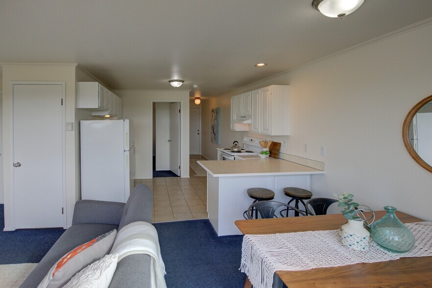 More Photos Of 605 Point Brown Ave NW, Ocean Shores Apartments For Sale