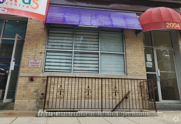 More Photos Of 2004 New York Ave, Union City Apartments For Lease
