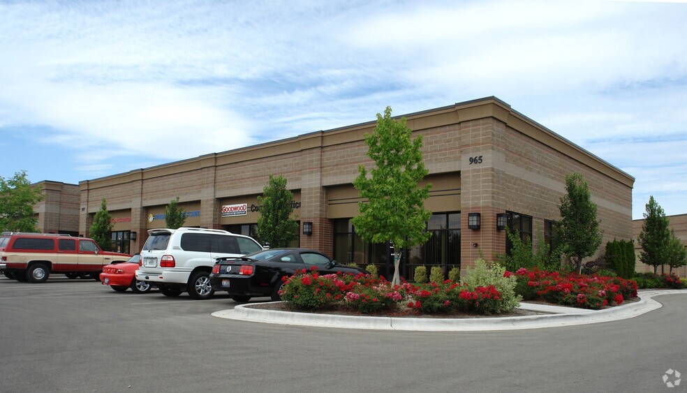 Primary Photo Of 965-977 S Industry Way, Meridian Showroom For Lease