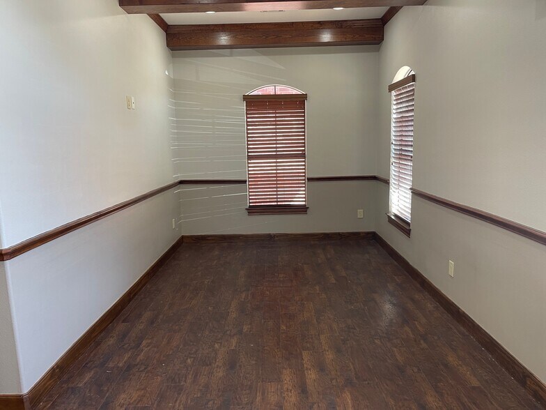 More Photos Of 24668 Kingsland Blvd, Katy Medical For Lease