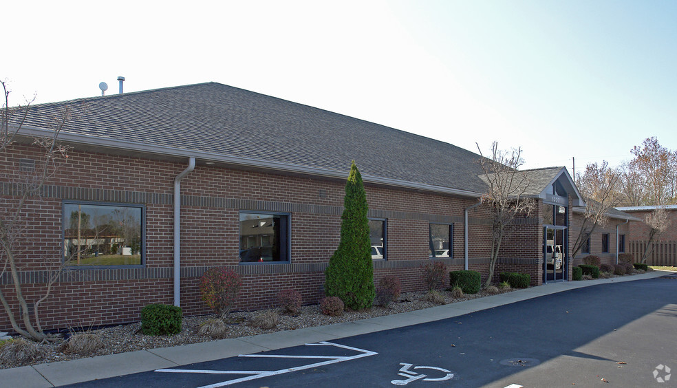 Primary Photo Of 1337 Park Plaza Dr, O'Fallon Medical For Lease