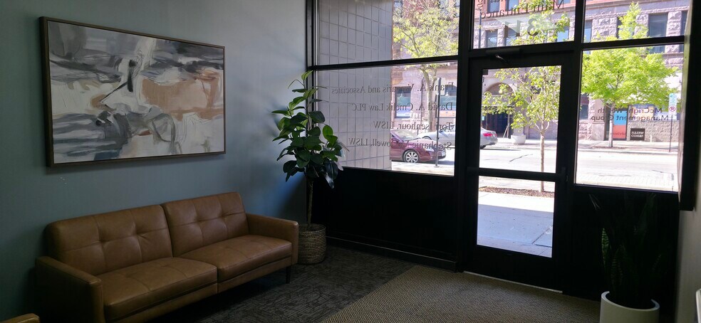 More Photos Of 311 3rd Ave SE, Cedar Rapids Office For Lease