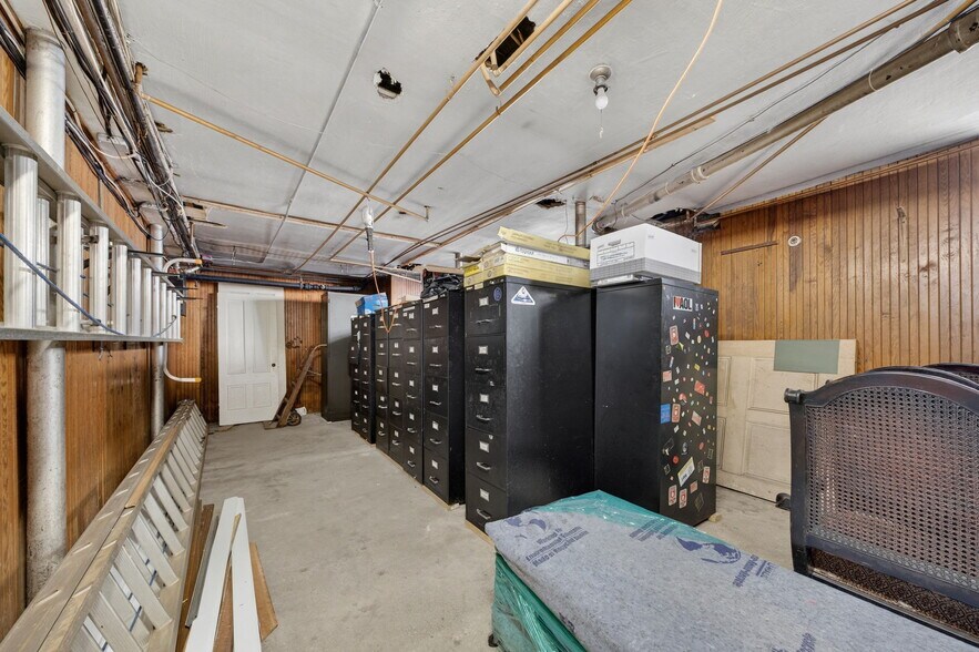 More Photos Of 446 County St, New Bedford Office For Sale