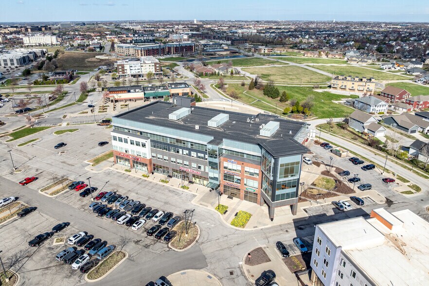 More Photos Of 5550 Wild Rose Ln, West Des Moines Coworking Space