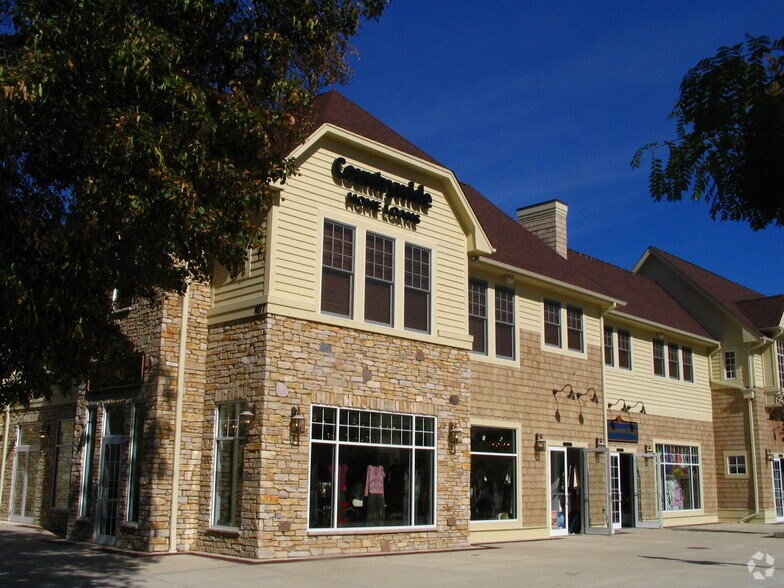 More Photos Of 407 S 3rd St, Geneva General Retail For Lease