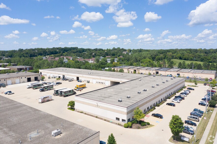 More Photos Of 761 N 17th St, St Charles Light Distribution For Lease