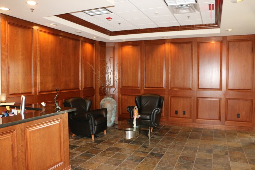 More Photos Of 7900 W Sahara Ave, Las Vegas Medical For Lease