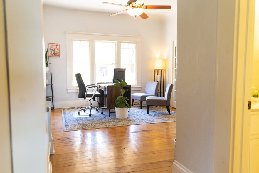 More Photos Of 531 E Lynwood St, Phoenix Office Residential For Sale