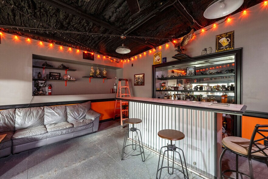 More Photos Of 3235 SE Dominica Ter, Stuart Warehouse For Sale