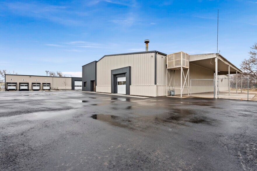 More Photos Of 1208 Madison Ave, Nampa Unknown For Lease