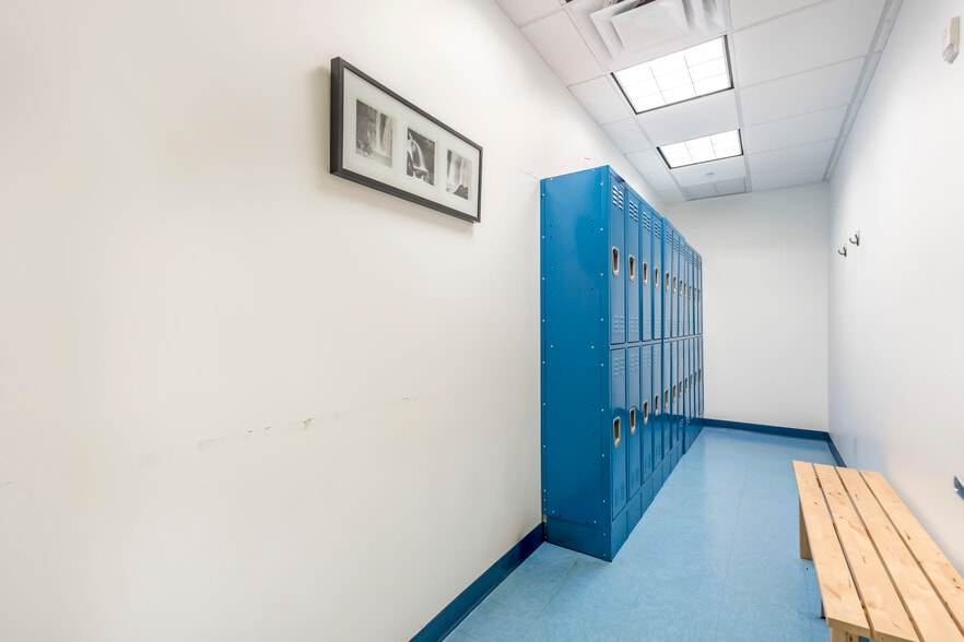 More Photos Of 3900 NW 126th Ave, Coral Springs Warehouse For Sale