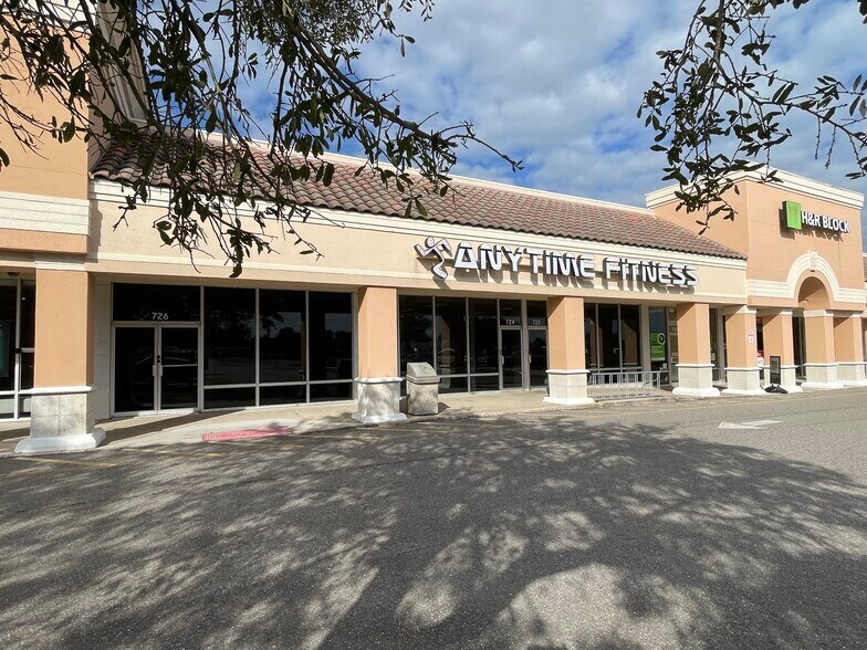 More Photos Of 686-728 Cheney Hwy, Titusville Unknown For Lease