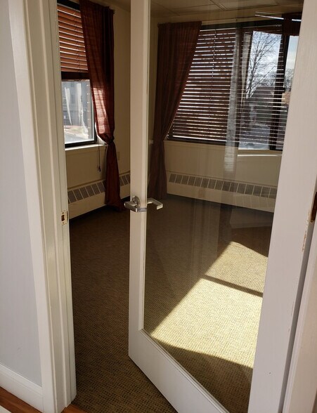 More Photos Of 161 Cherry St, New Canaan Office For Lease