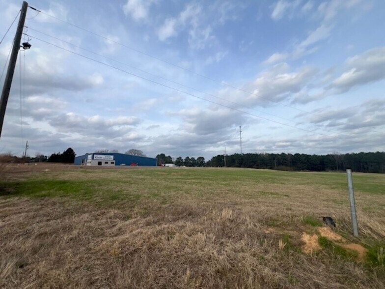More Photos Of 163 Sharp Davis Rd, Arcadia Distribution For Sale