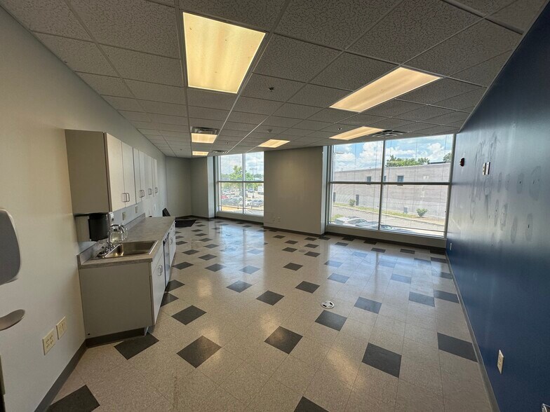 More Photos Of 5380 Hickory Hollow Pky, Antioch Medical For Lease
