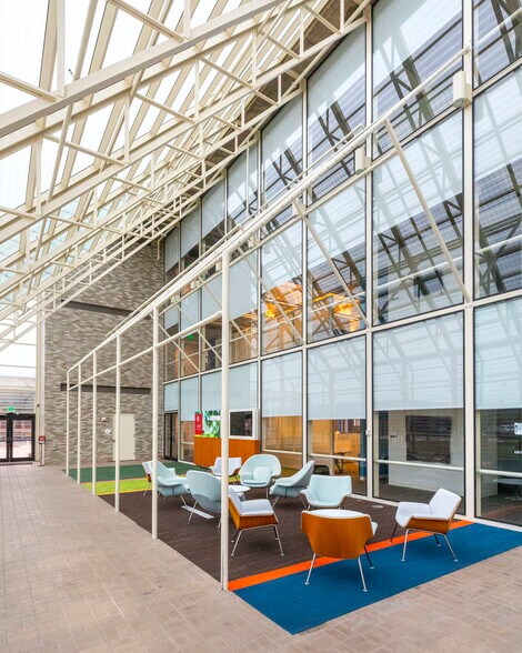 More Photos Of 525 Jackson st, Columbus Office For Sale