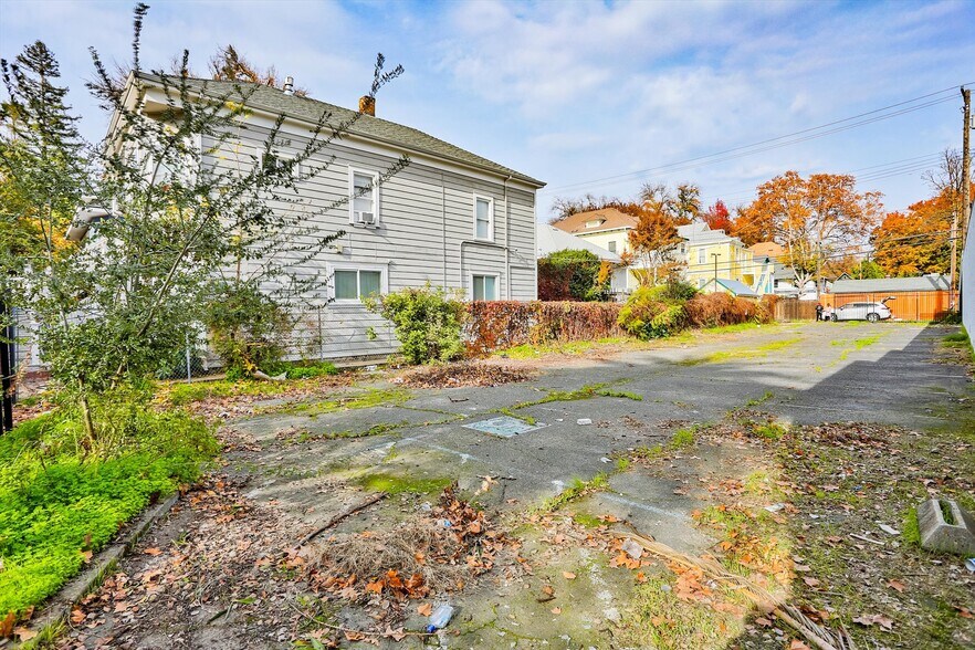 More Photos Of 1517 E St, Sacramento Land For Sale