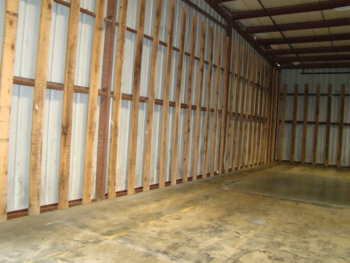 More Photos Of 1200 Lyell St, Milan Unknown For Lease