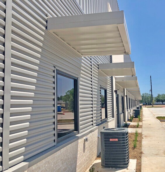 More Photos Of 26077 Nelson Way, Katy Light Distribution For Sale