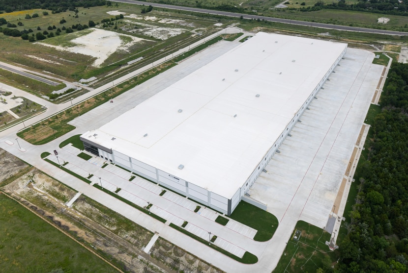 More Photos Of 1200 Pinto Rd, Wilmer Distribution For Lease