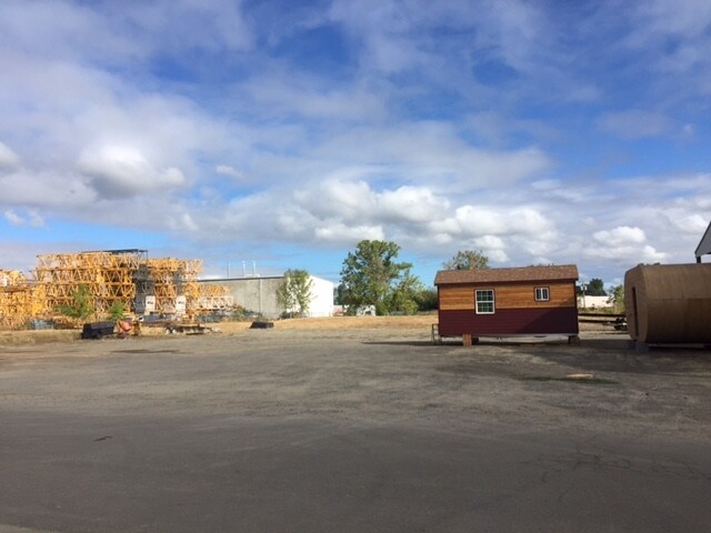 More Photos Of 3220 Pringle Rd SE, Salem Warehouse For Lease