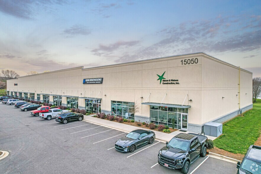 More Photos Of 15050 Choate Cir, Charlotte Light Manufacturing For Lease