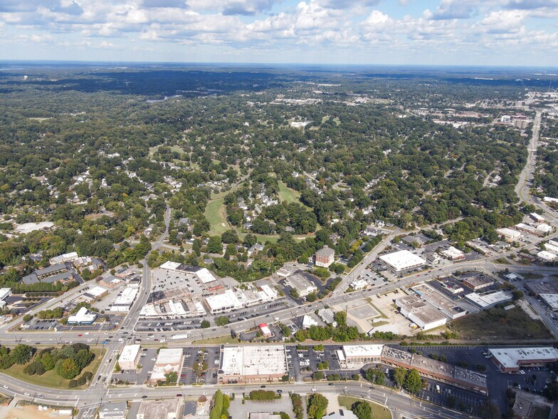 More Photos Of 1842 Banking St, Greensboro Office For Lease