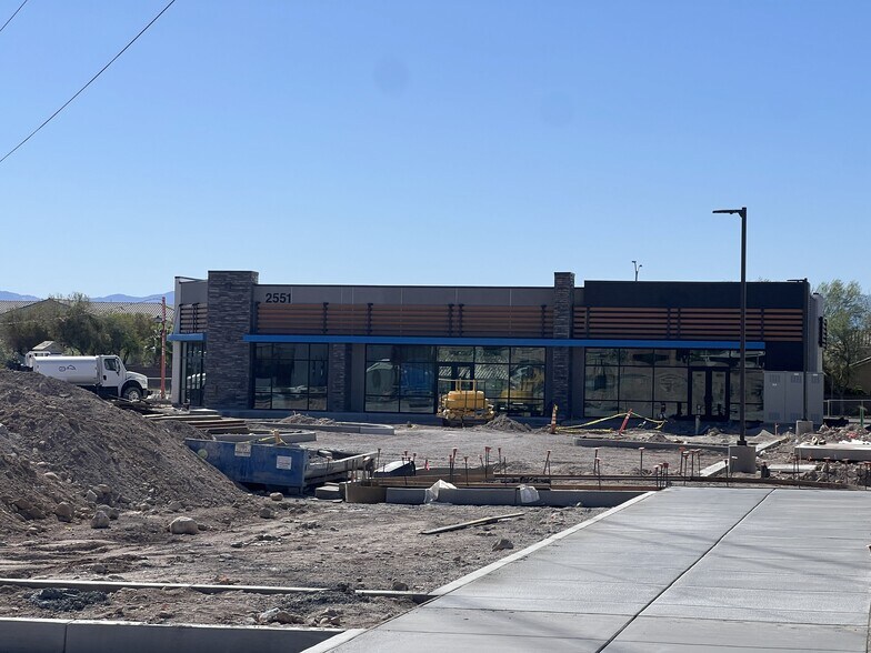 More Photos Of 2551 W Horizon Ridge Pky, Henderson Office For Lease