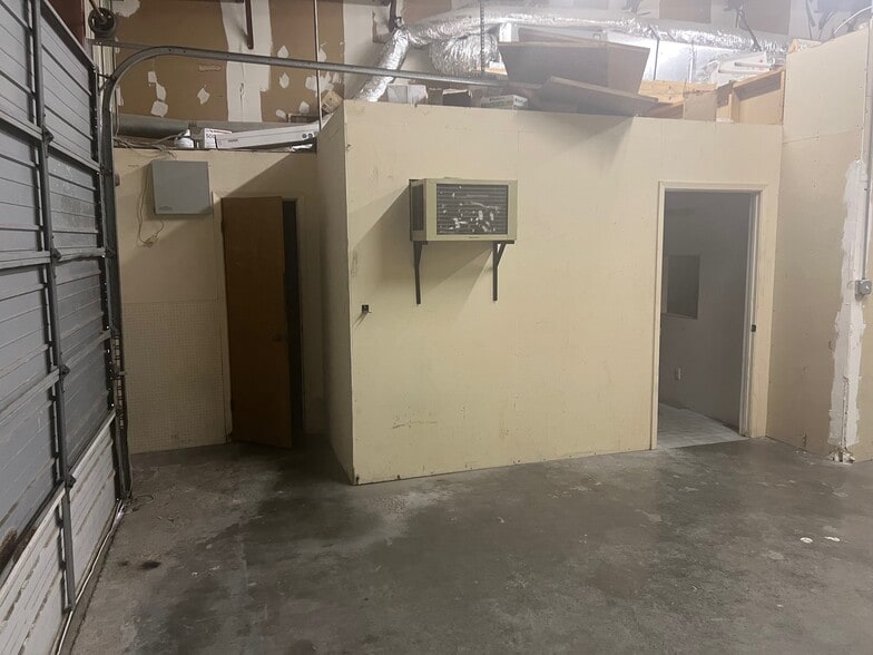 More Photos Of 1510 Mid Cities Dr, Pharr Warehouse For Lease
