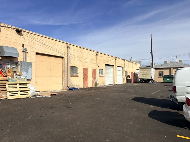 More Photos Of 2199 S Parker Rd, Denver Storefront For Sale