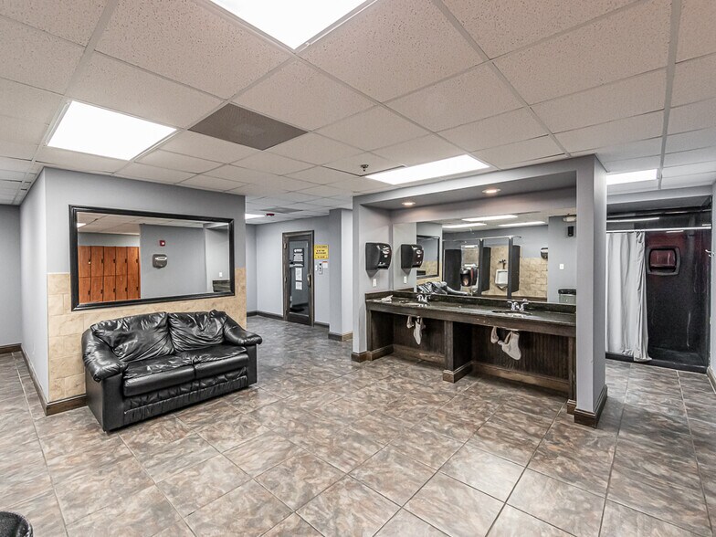 More Photos Of 3362 Acworth Summit Blvd, Acworth Health Club For Sale